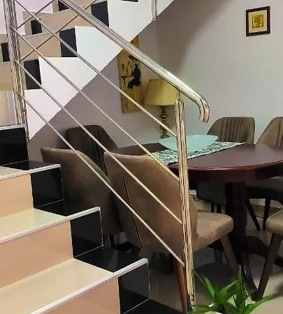 Night-knight Lejlighed *