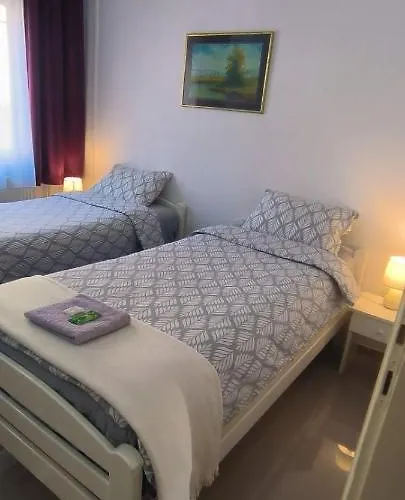 Apartment Night-knight *