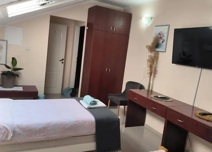 Night-knight Apartment *